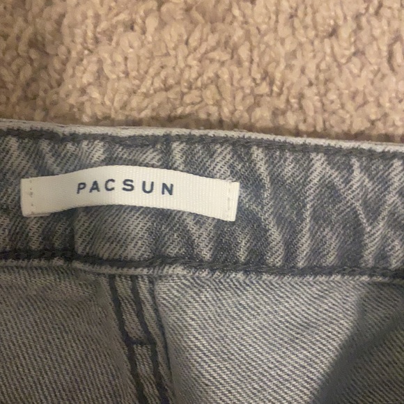 Pacsun mom jeans size 25 - Picture 3 of 3